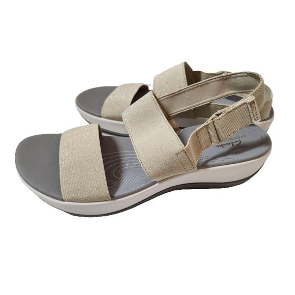 Clarks Arla Jacory Sandals Women's size 10 Wide Soft Gold - Picture 1 of 9